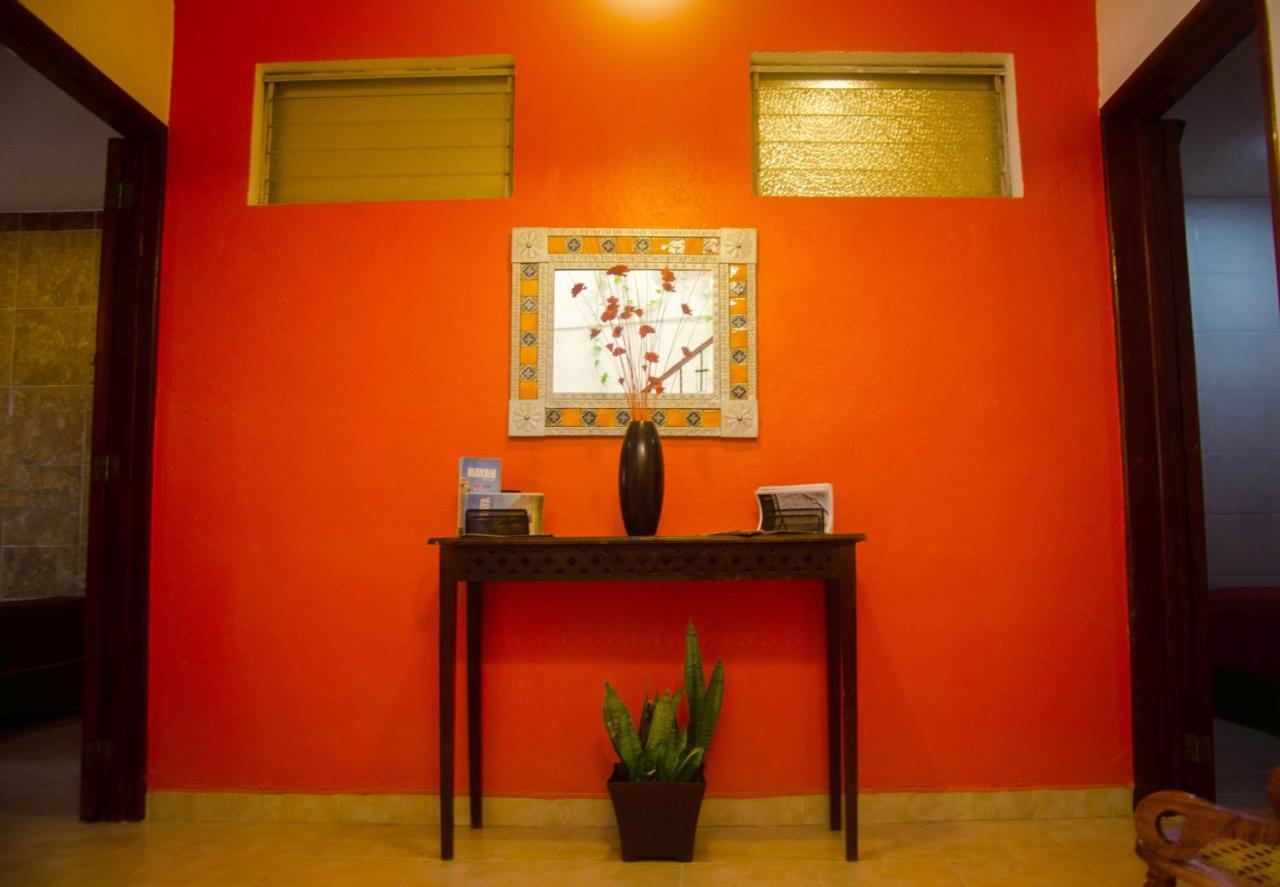 Hotel Villa Angeles Campeche Bagian luar foto