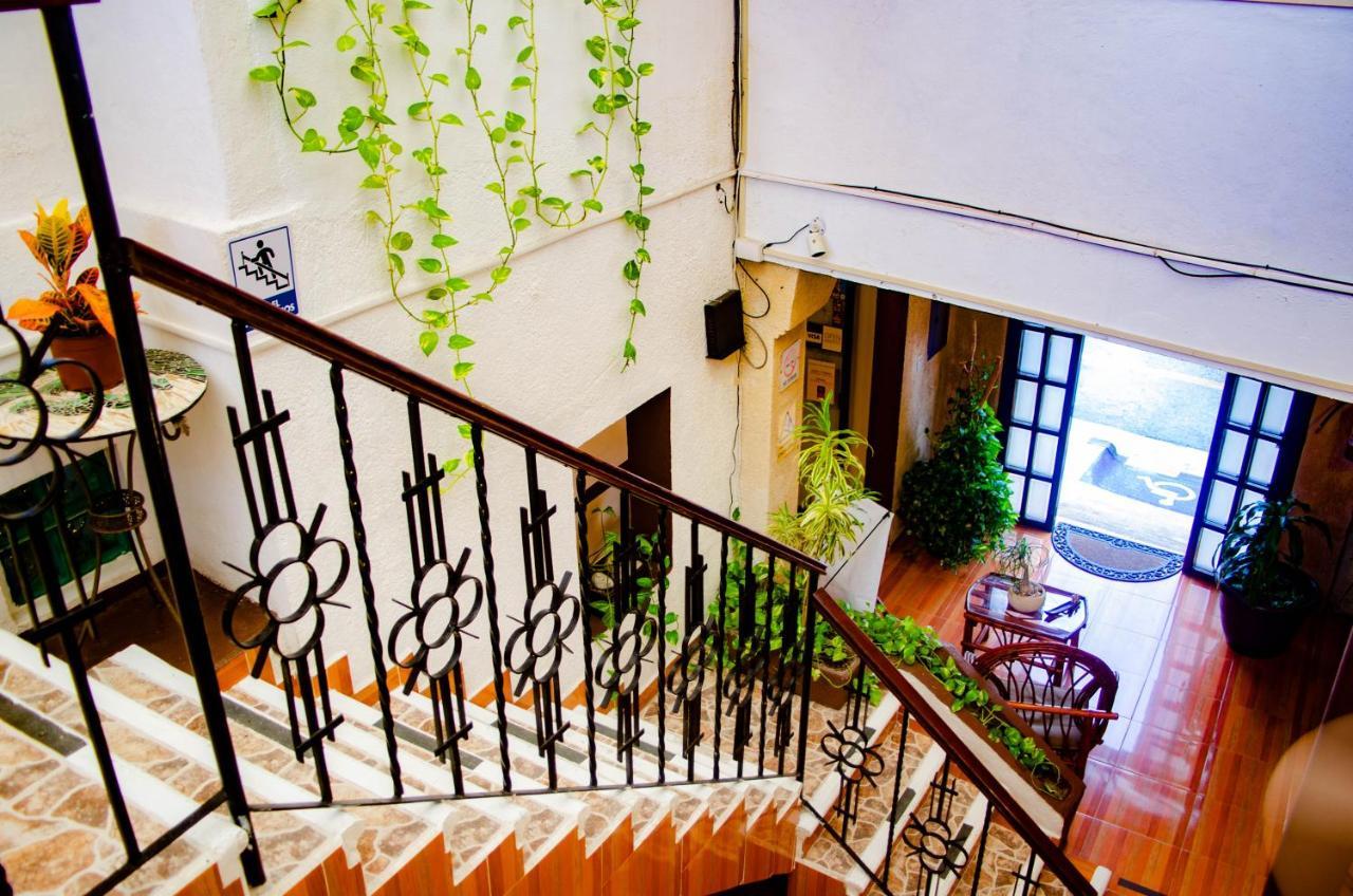 Hotel Villa Angeles Campeche Bagian luar foto