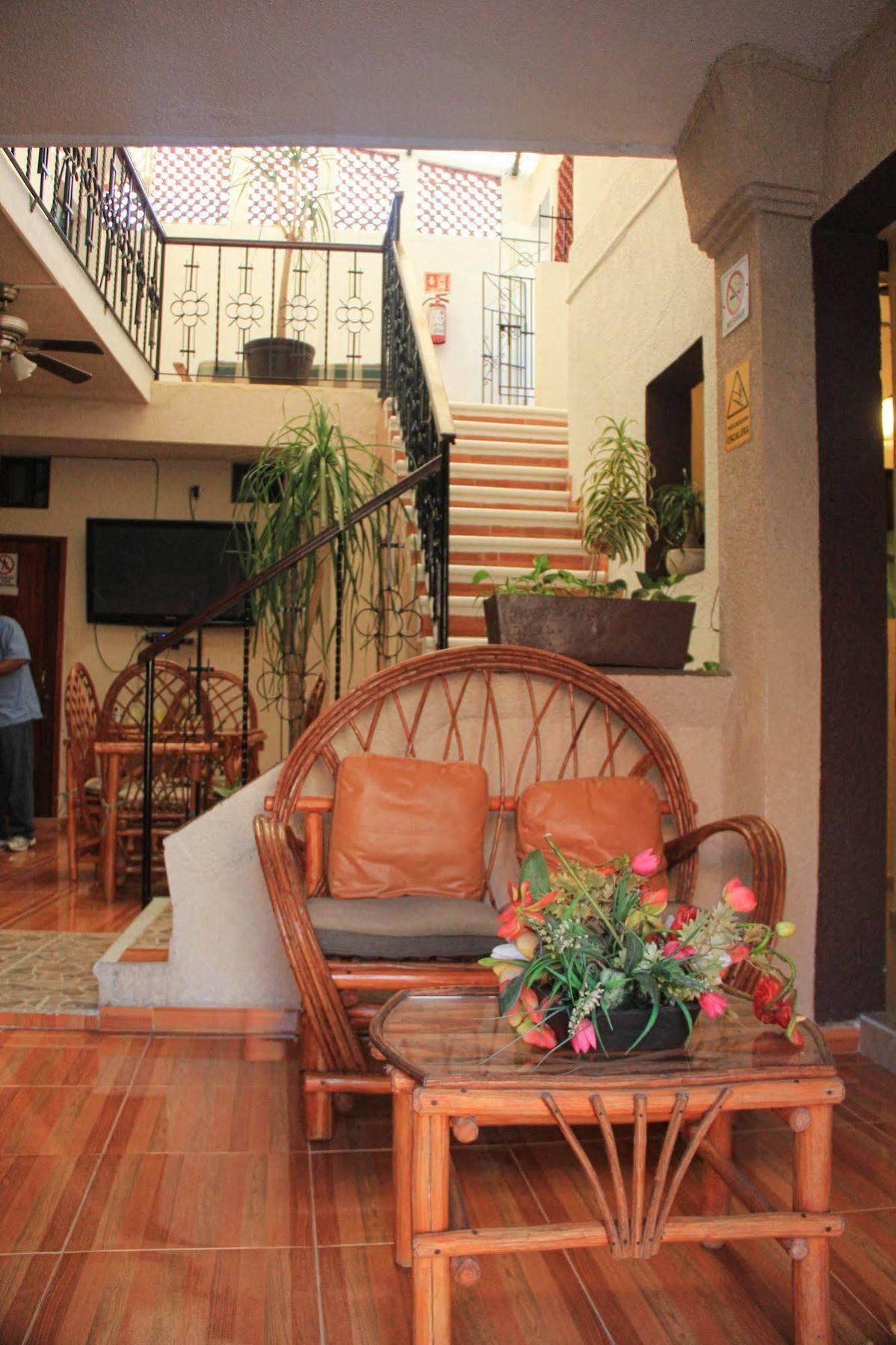 Hotel Villa Angeles Campeche Bagian luar foto